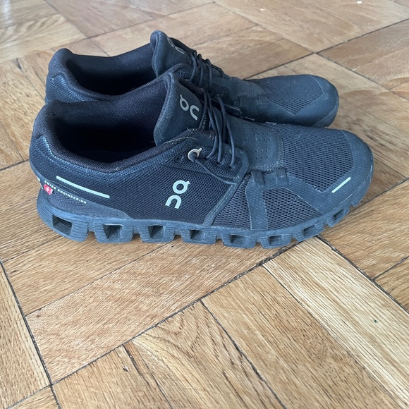 On Running Shoes - On Running Women's Black Running Shoes